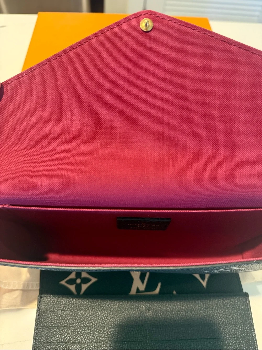 Louis Vuitton Pochette Félicie Black Monogram - Great condition